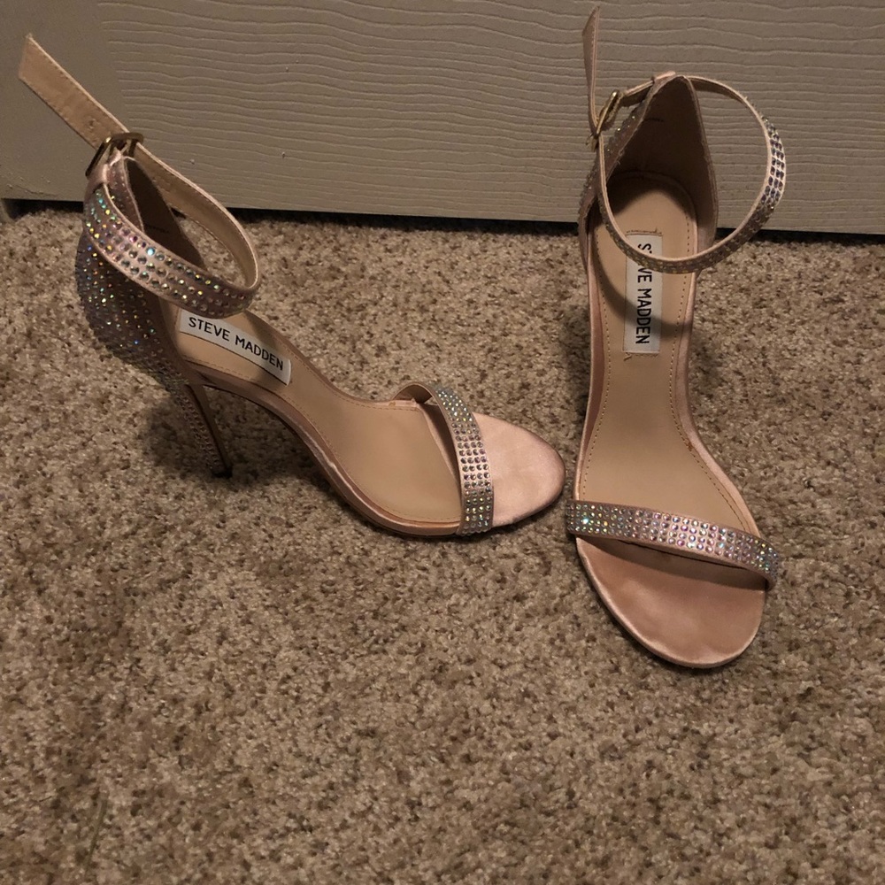 Heels - Picture 2 of 2